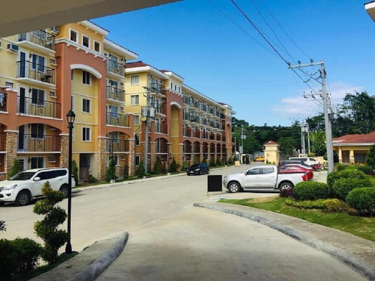 Spacious 1 Bedroom At Arezzo Place Davao With Pool,Wifi And Netflix Extérieur photo